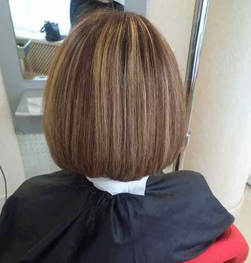 Женская стрижка на средние волосы